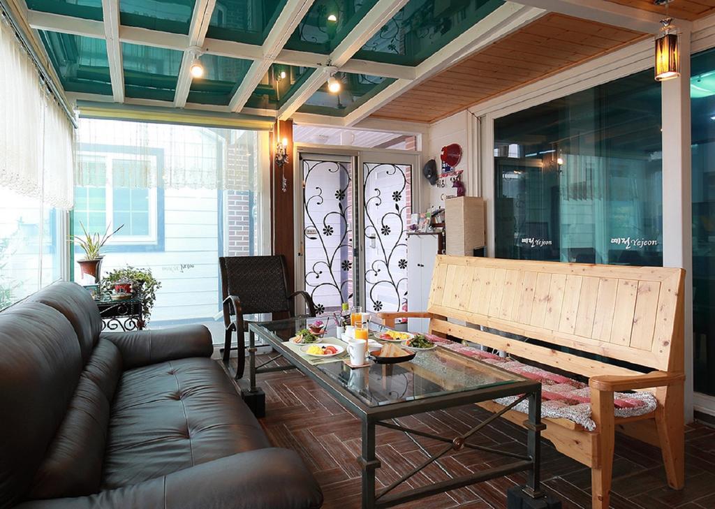 Yejeon Pension Кёнджу Экстерьер фото